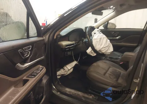 2023 Lincoln Corsair Reserve z USA, uszkodzony, nr VIN 5LMCJ2DA4PUL12990